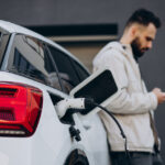 na co jeździ hybryda